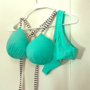 Victoria’s Secret bikini (top AND bottom)